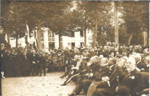 le Président Millerand et les officiels